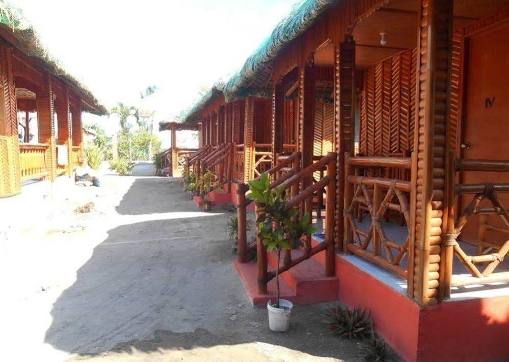 Pareja Tourist Inn Logon Exterior foto